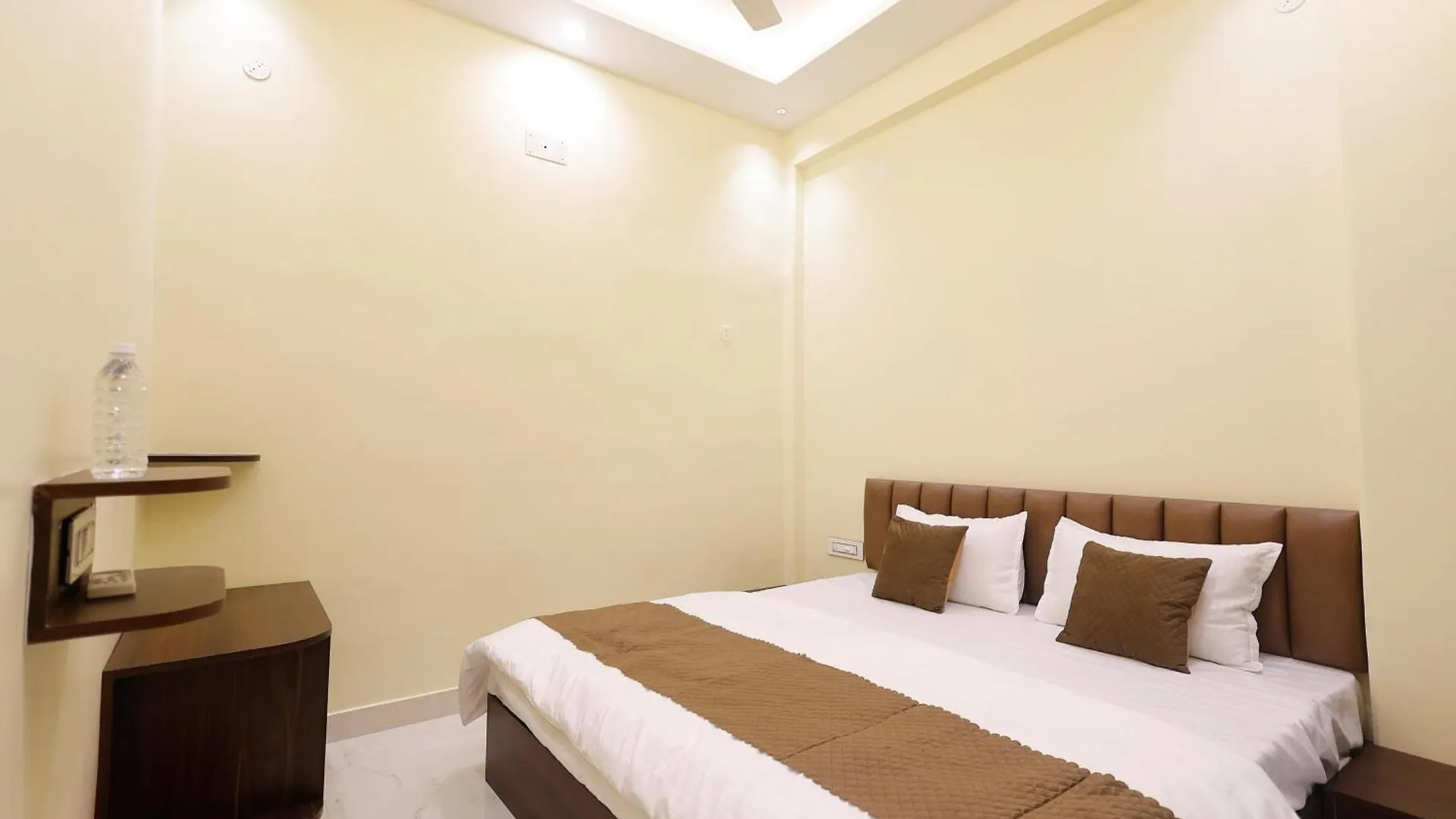 Kudos Lush Homestay Varanasi India